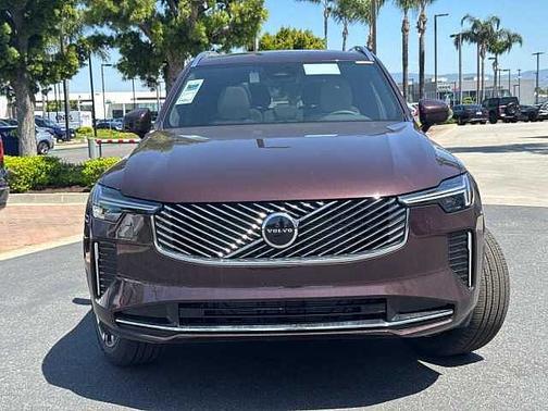 2025 Volvo XC90 Core