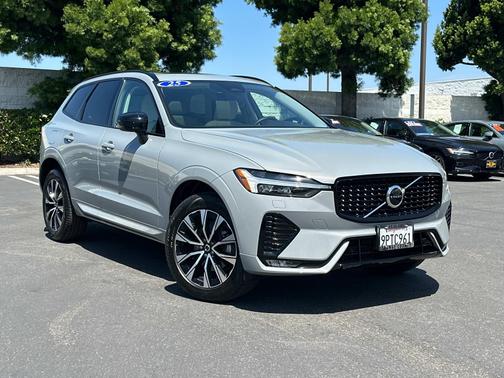 2025 Volvo XC60 B5 AWD Core