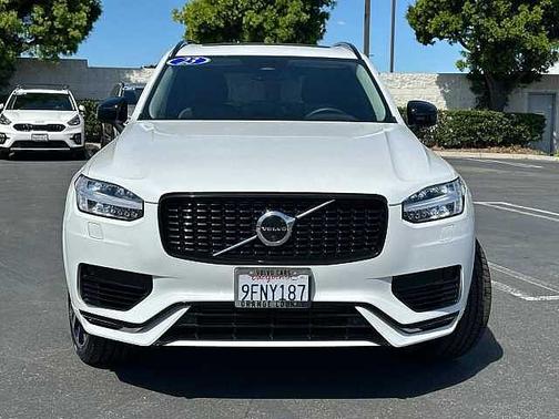 2023 Volvo XC90 Plus