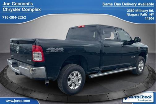 Diamond Black Crystal Pearlcoat 2022 RAM 2500 Big Horn Crew Cab 4x4 6'4' Box