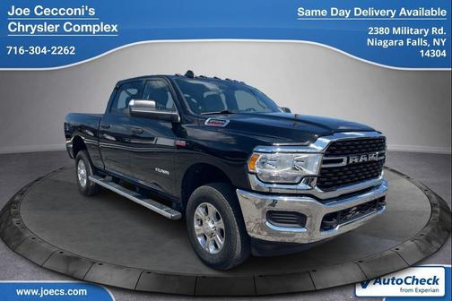 Diamond Black Crystal Pearlcoat 2022 RAM 2500 Big Horn Crew Cab 4x4 6'4' Box