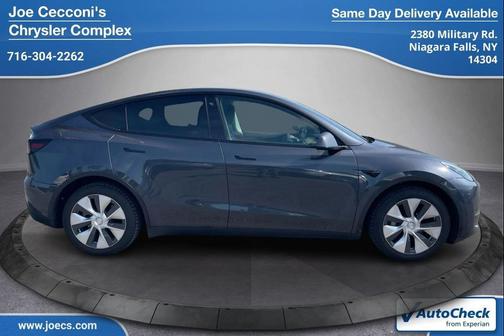 2022 Tesla Model Y Long Range Dual Motor All-Wheel Drive