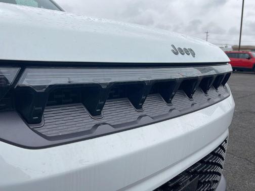 2026 Jeep Grand Wagoneer L Limited Altitude 4x4