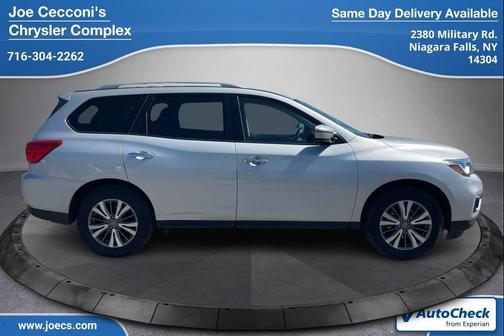 Brilliant Silver Metallic 2019 Nissan Pathfinder SV