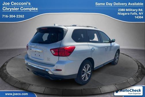 Brilliant Silver Metallic 2019 Nissan Pathfinder SV