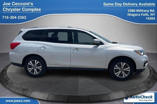 Brilliant Silver Metallic 2019 Nissan Pathfinder SV