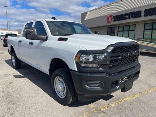 2024 RAM 2500 Tradesman Crew Cab 4x4 6'4' Box