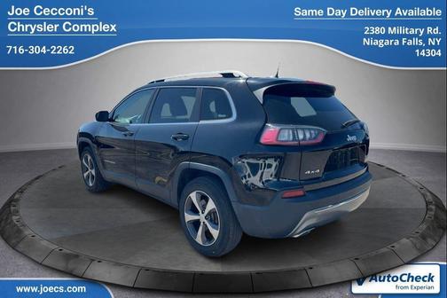 Diamond Black Crystal Pearlcoat 2019 Jeep Cherokee Limited