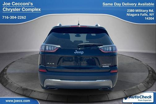 Diamond Black Crystal Pearlcoat 2019 Jeep Cherokee Limited