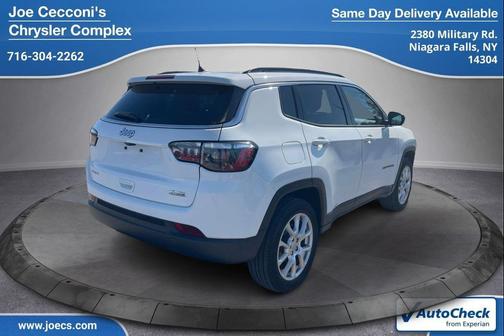 2023 Jeep Compass Latitude Lux