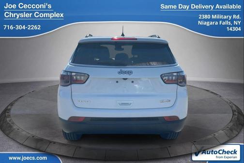 2023 Jeep Compass Latitude Lux