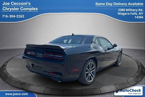 Pitch Black Clearcoat 2022 Dodge Challenger R/T