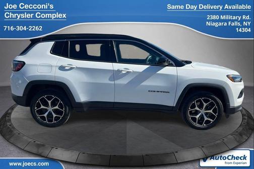 Bright White Clearcoat 2024 Jeep Compass Limited