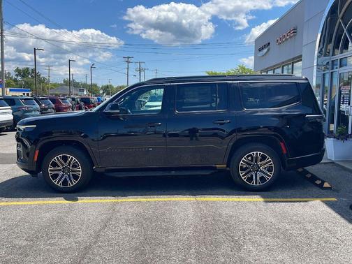High Gloss Black 2026 Jeep Grand Wagoneer 4x4