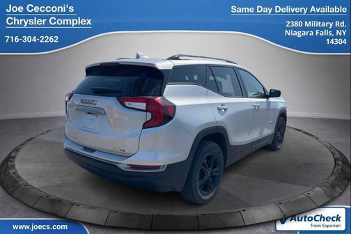 Quicksilver Metallic 2022 GMC Terrain AWD AT4