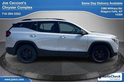 Quicksilver Metallic 2022 GMC Terrain AWD AT4