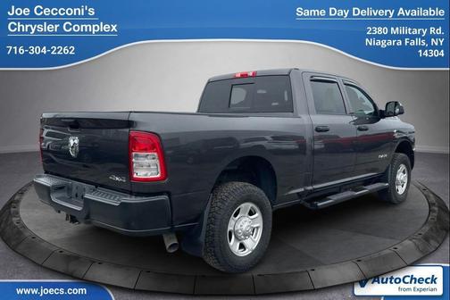 2022 RAM 2500 Tradesman Crew Cab 4x4 6'4' Box