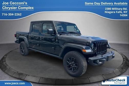Black Clearcoat 2023 Jeep Gladiator Freedom 4x4