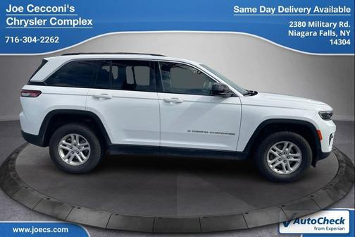 2023 Jeep Grand Cherokee Laredo