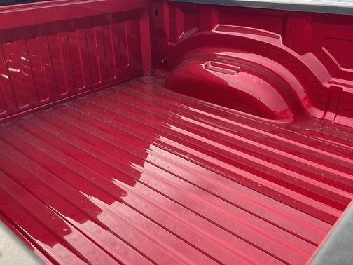 Molten Red Pearlcoat 2026 RAM 1500 Big Horn/Lone Star