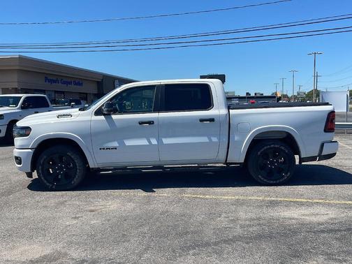 Bright White Clearcoat 2026 RAM 1500 Big Horn/Lone Star