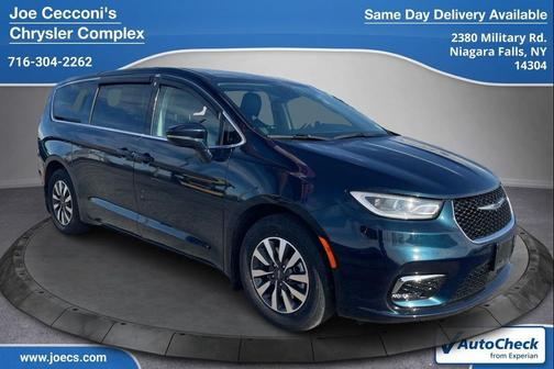 2022 Chrysler Pacifica Hybrid Touring L