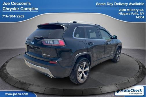 Diamond Black Crystal Pearlcoat 2021 Jeep Cherokee Limited