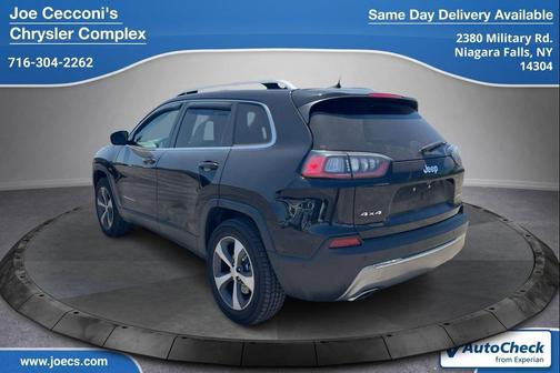 Diamond Black Crystal Pearlcoat 2021 Jeep Cherokee Limited