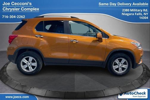 Orange Burst Metallic 2017 Chevrolet Trax LT