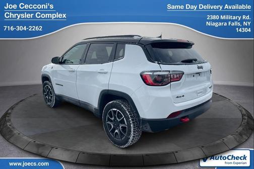 2024 Jeep Compass Trailhawk