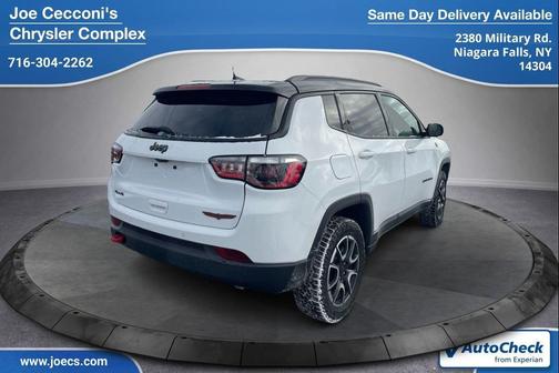 2024 Jeep Compass Trailhawk