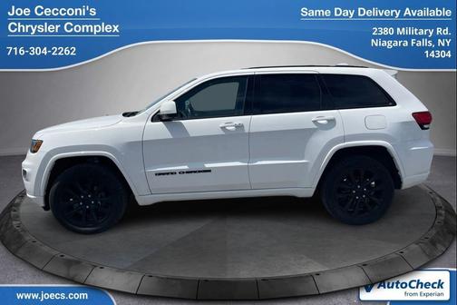 Bright White Clearcoat 2019 Jeep Grand Cherokee Altitude