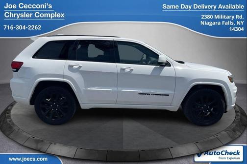 Bright White Clearcoat 2019 Jeep Grand Cherokee Altitude