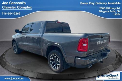 Granite Crystal Metallic Clearcoat 2025 RAM 1500 Laramie