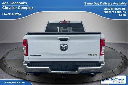 Bright White Clearcoat 2019 RAM 1500 Big Horn