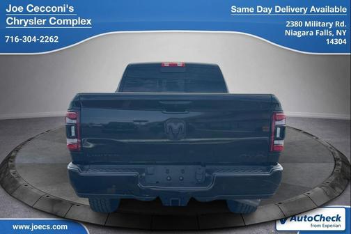 Diamond Black Crystal Pearlcoat 2022 RAM 3500 Limited