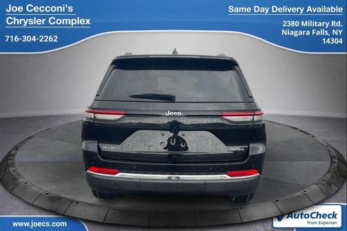 Diamond Black Crystal Pearlcoat 2023 Jeep Grand Cherokee Limited