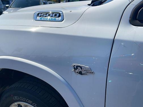 Bright White Clearcoat 2026 RAM 1500 Big Horn/Lone Star
