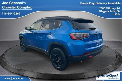 Laser Blue Pearlcoat 2023 Jeep Compass Trailhawk