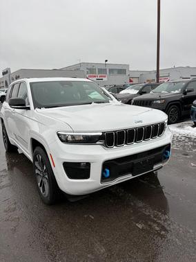 2024 Jeep Grand Cherokee 4xe Overland
