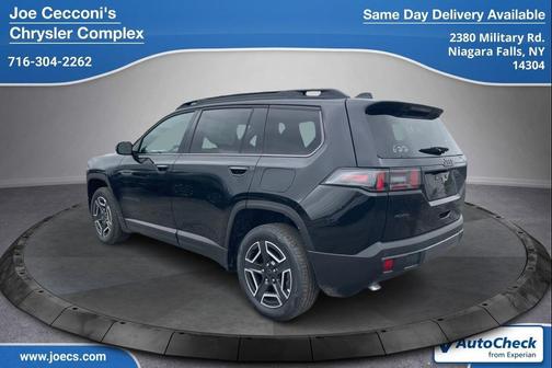 Diamond Black Crystal Pearlcoat 2026 Jeep Cherokee Limited