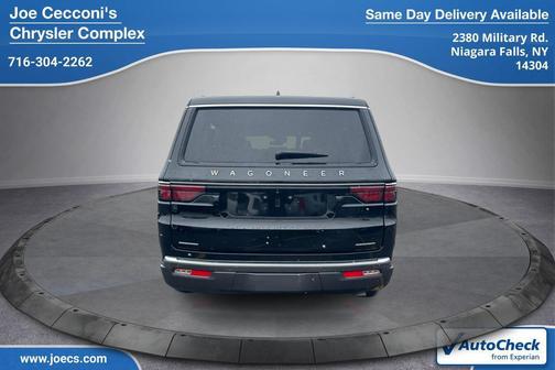 Diamond Black Crystal Pearlcoat 2022 Jeep Wagoneer Series III 4x4