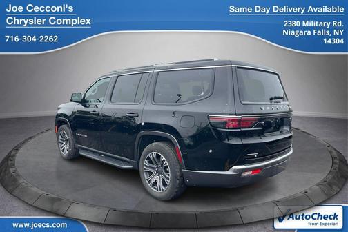 Diamond Black Crystal Pearlcoat 2022 Jeep Wagoneer Series III 4x4