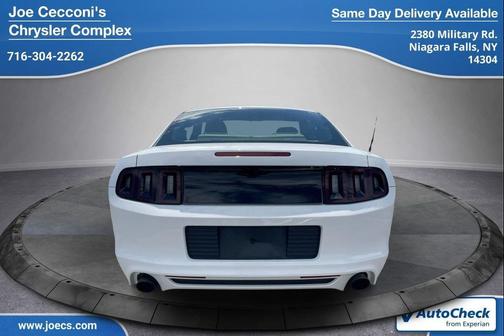 OXFORD WHITE 2014 Ford Mustang V6