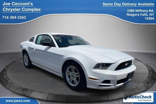 OXFORD WHITE 2014 Ford Mustang V6