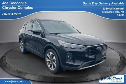 2025 Ford Escape Platinum