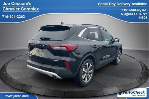 2025 Ford Escape Platinum