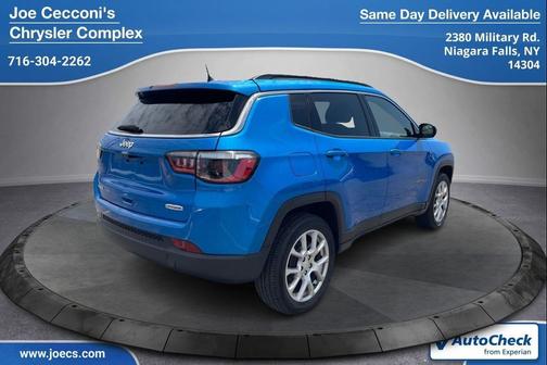 Hydro Blue Pearlcoat 2024 Jeep Compass Latitude Lux