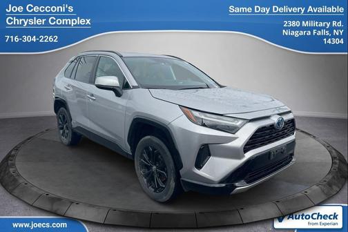 2022 Toyota RAV4 Hybrid SE