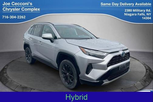 Silver Sky Metallic 2022 Toyota RAV4 Hybrid SE